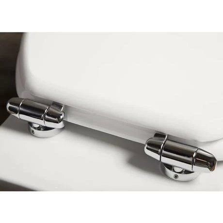 Toreno High Gloss White MDF Bottom Fixing Soft Close Toilet Seat with Chrome Hinges Toreno High Gloss White MDF Bottom Fixing Soft Close Toilet Seat With Chrome Hinges -Toreno Shop MSC020 detail3 460